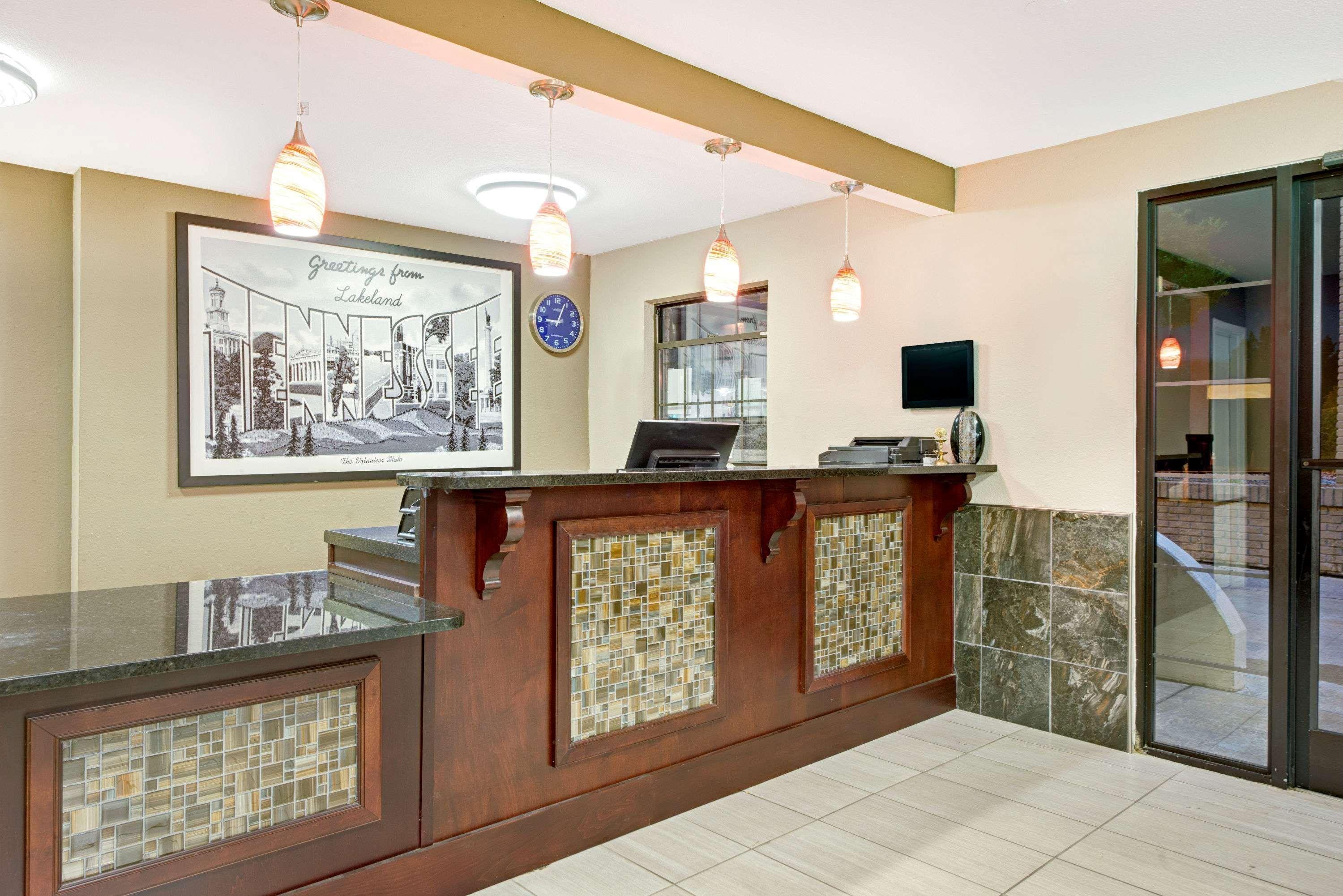 Super 8 By Wyndham Lakeland Exterior foto